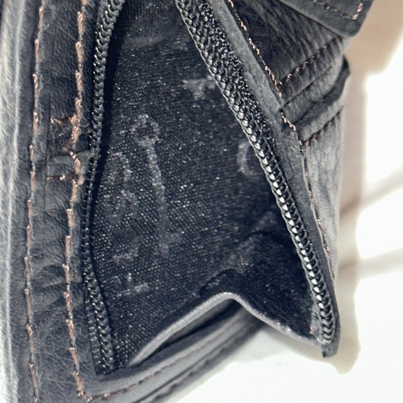 Fossil Black Pebbled Leather Bifold Wallet EUC - Picture 15 of 16